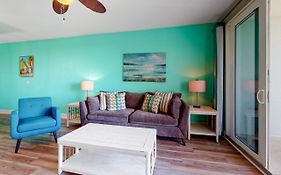 Laketown Wharf 1527
